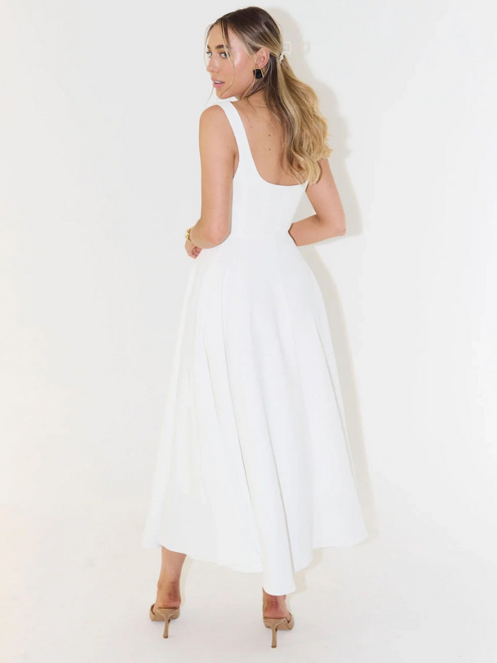 Scarlett Grace – Perfect Dress Occasions