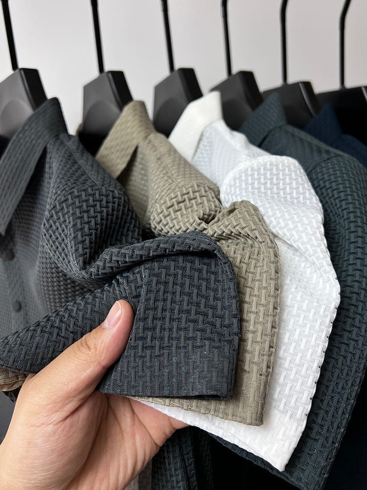Henry | Elegant Men's T-Shirt