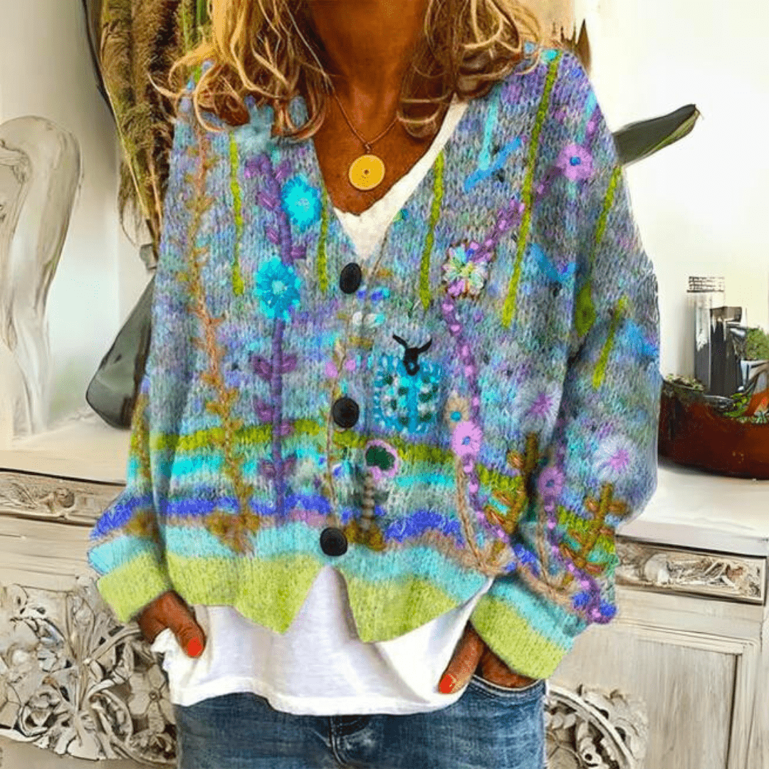 Matilda | Warm and stylish printed vest
